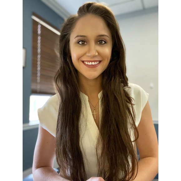 Meet your Posher, Sharon - Picture 2 of 8